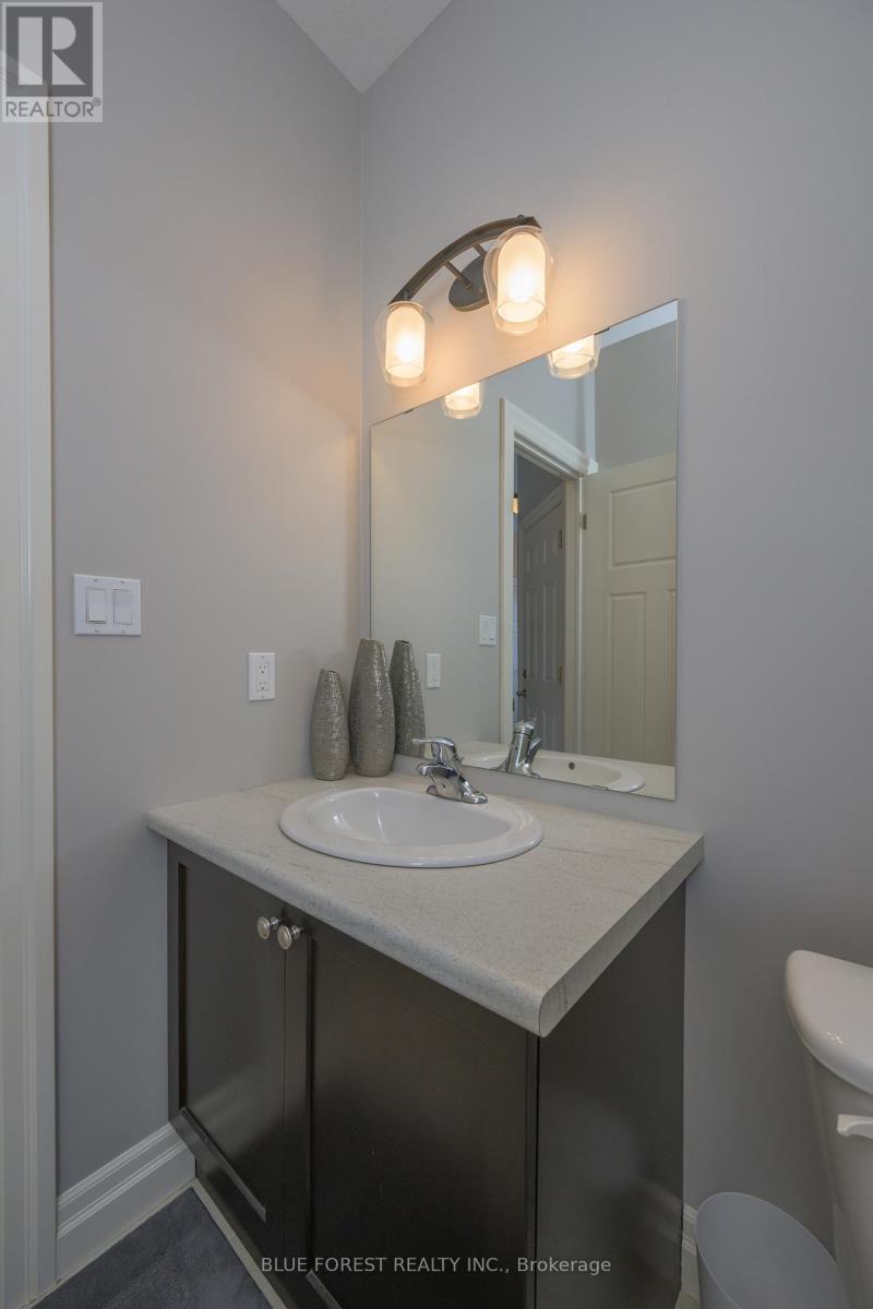 Photo 22 of 1835 Cedarpark Drive, London North ON