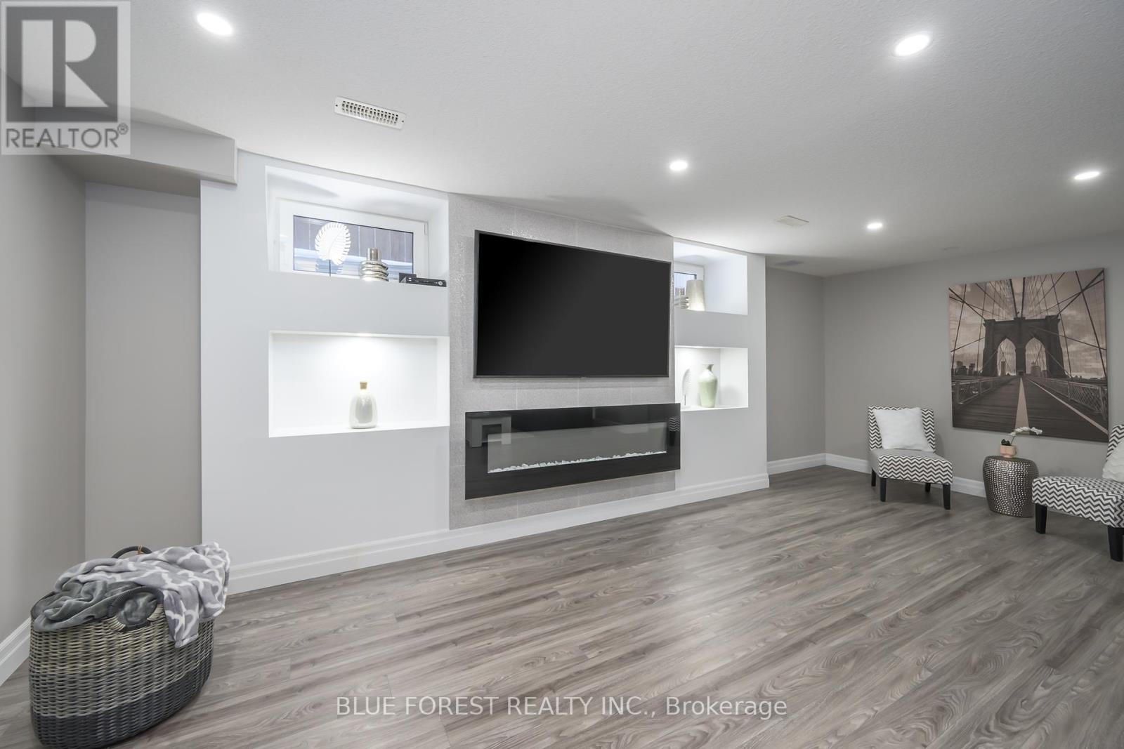Photo 28 of 1835 Cedarpark Drive, London North ON