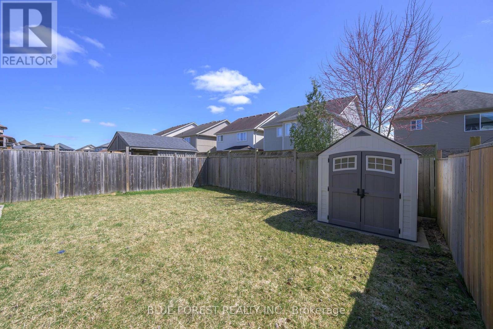 Photo 9 of 1835 Cedarpark Drive, London North ON