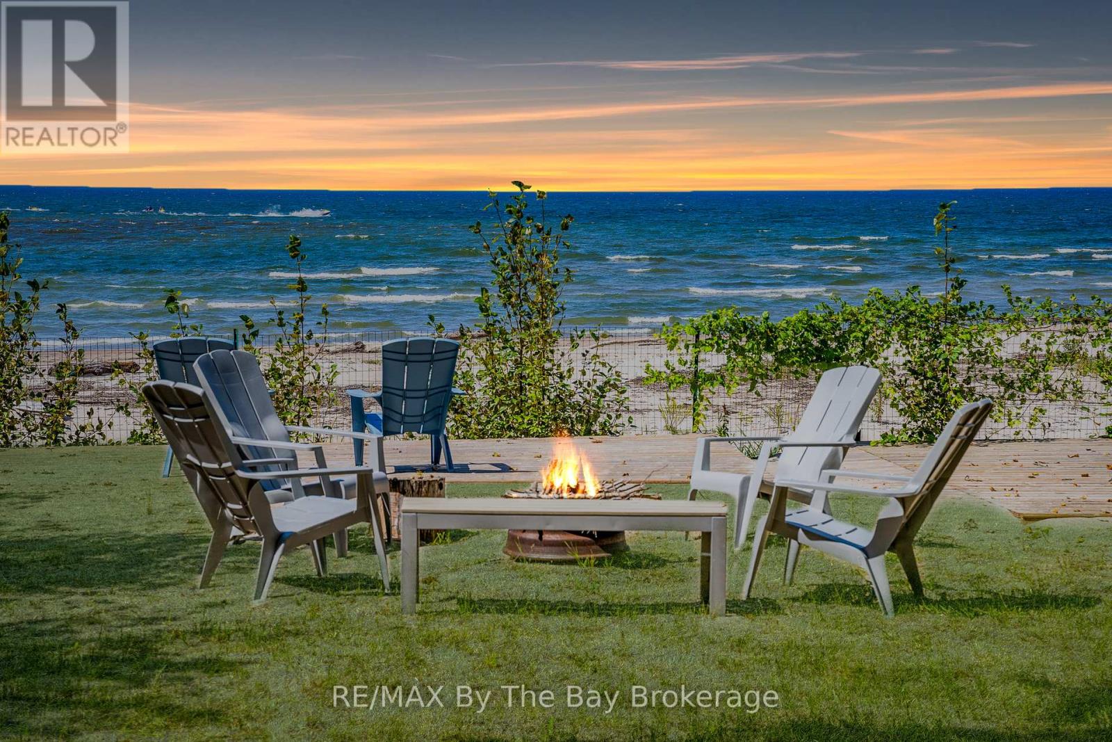 Photo 2 of 156 Santos Lane, Wasaga Beach ON
