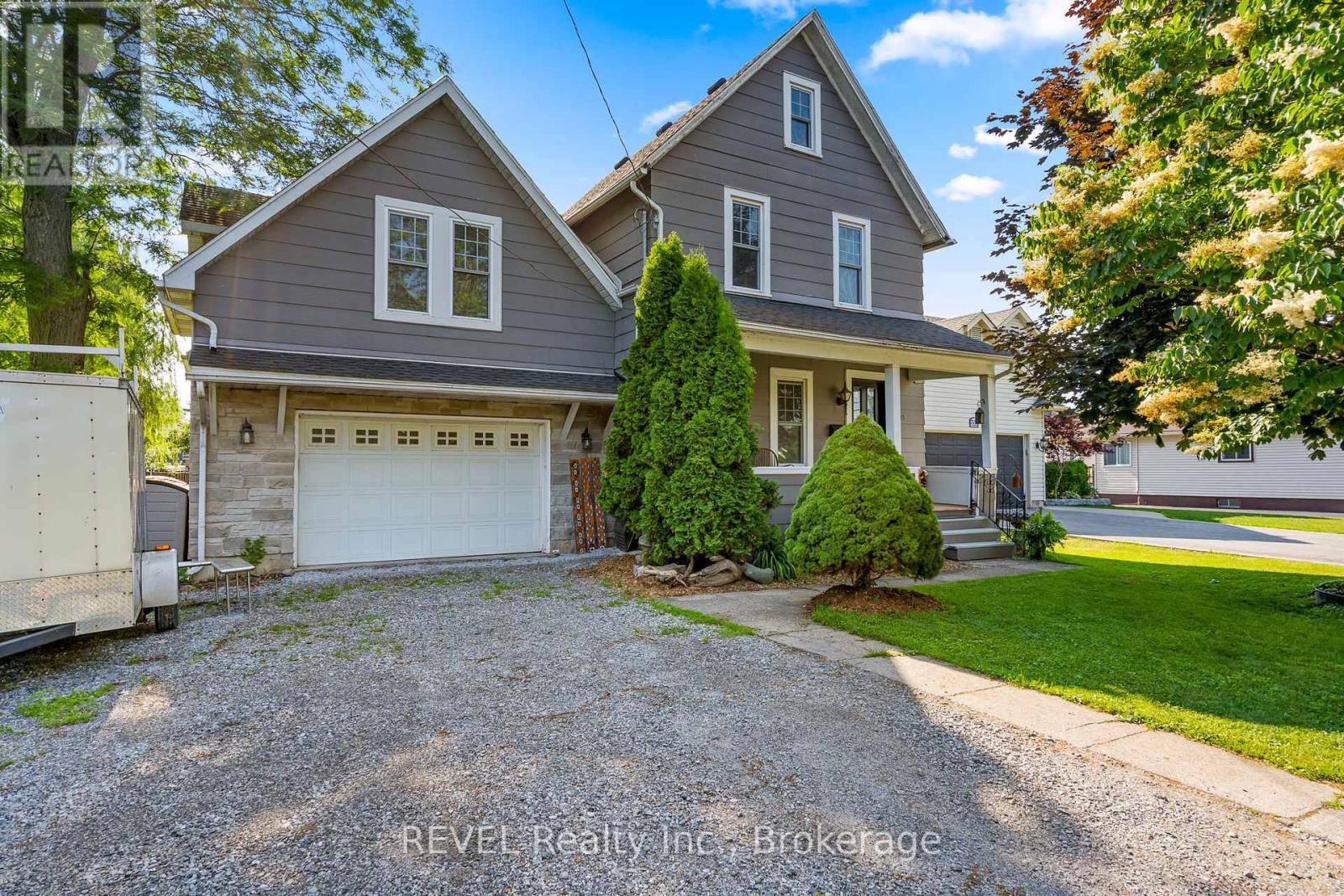 Photo 4 of 335 Helena Street, Fort Erie ON