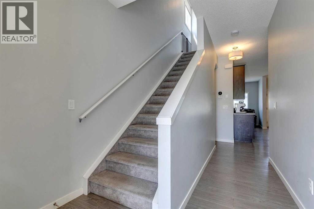 Photo 12 of 105 Copperpond Landing Se, Calgary AB