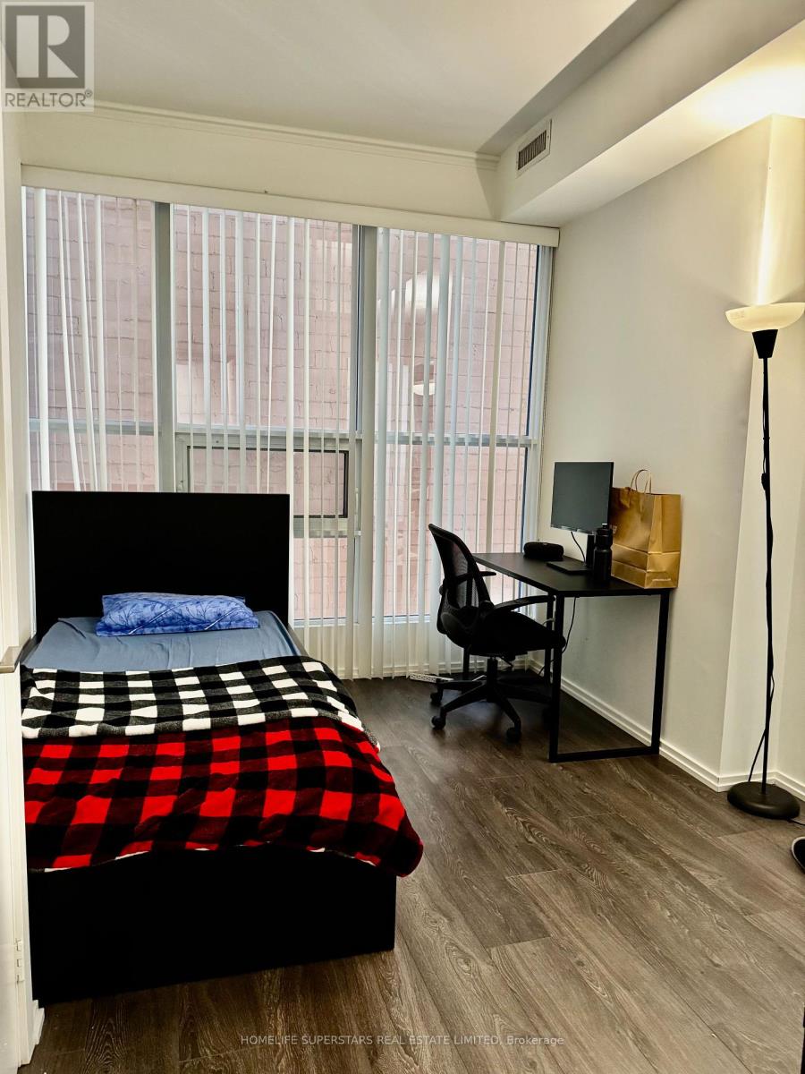 Photo 6 of 506 70 Temperance Street, Toronto ON