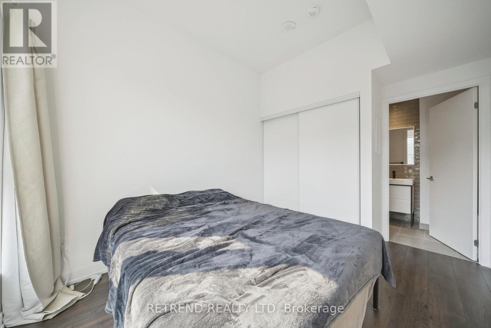 Photo 10 of 714 150 Logan Avenue, Toronto ON
