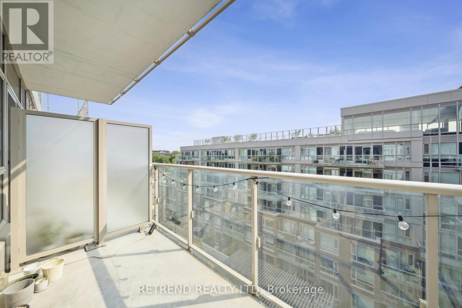 Photo 5 of 714 150 Logan Avenue, Toronto ON