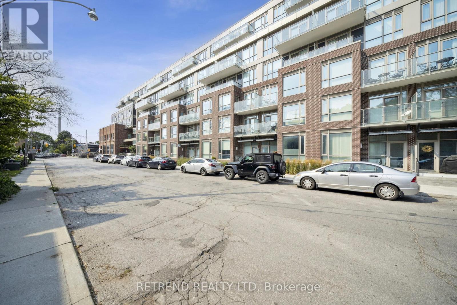 Photo 6 of 714 150 Logan Avenue, Toronto ON