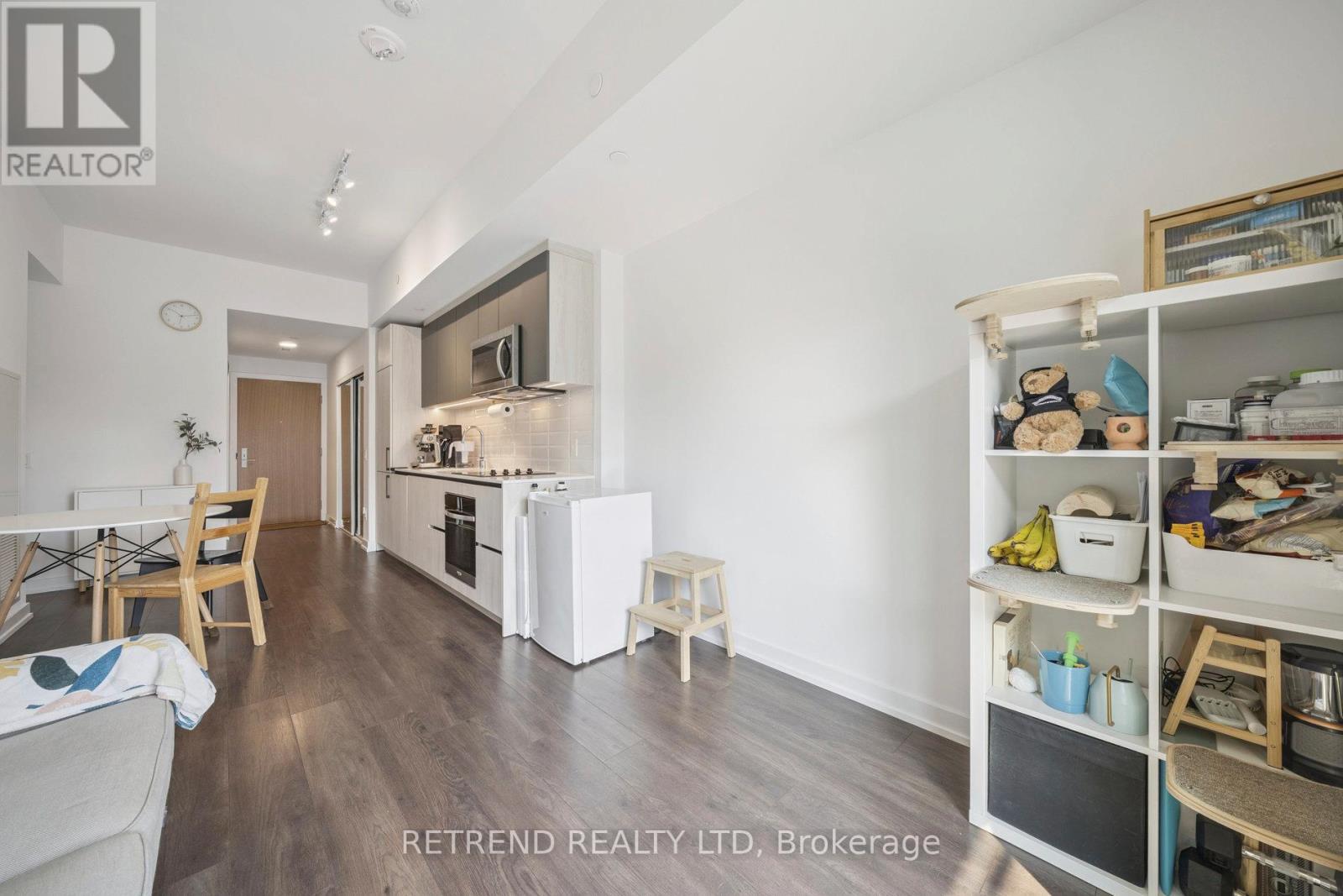 Photo 14 of 714 150 Logan Avenue, Toronto ON