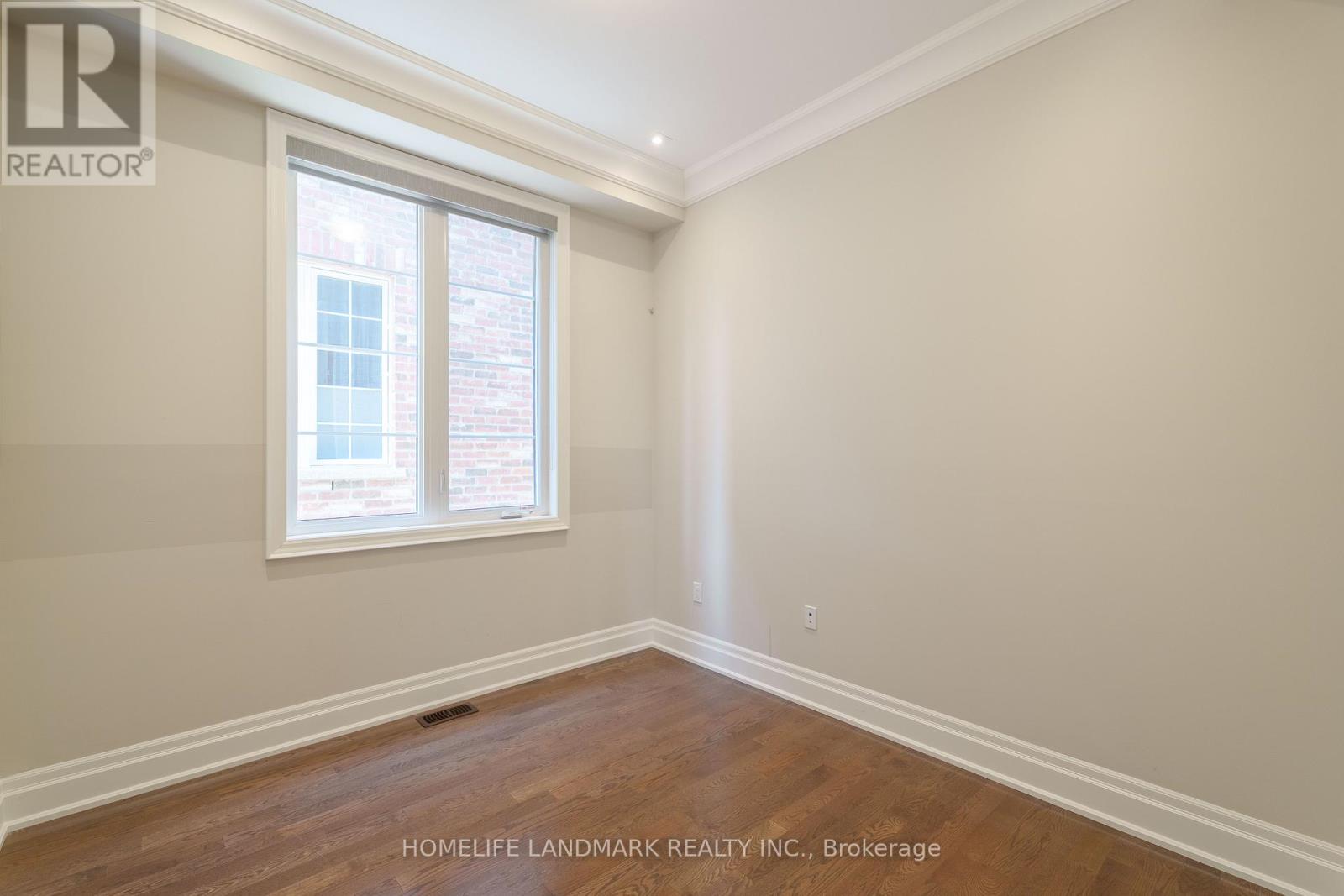 Photo 1 of 17 Aspy Court, Vaughan ON