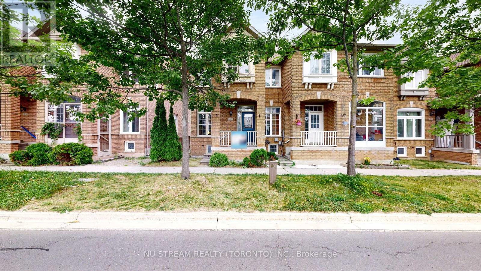 Photo 1 of 41 Bur Oak Avenue, Markham ON