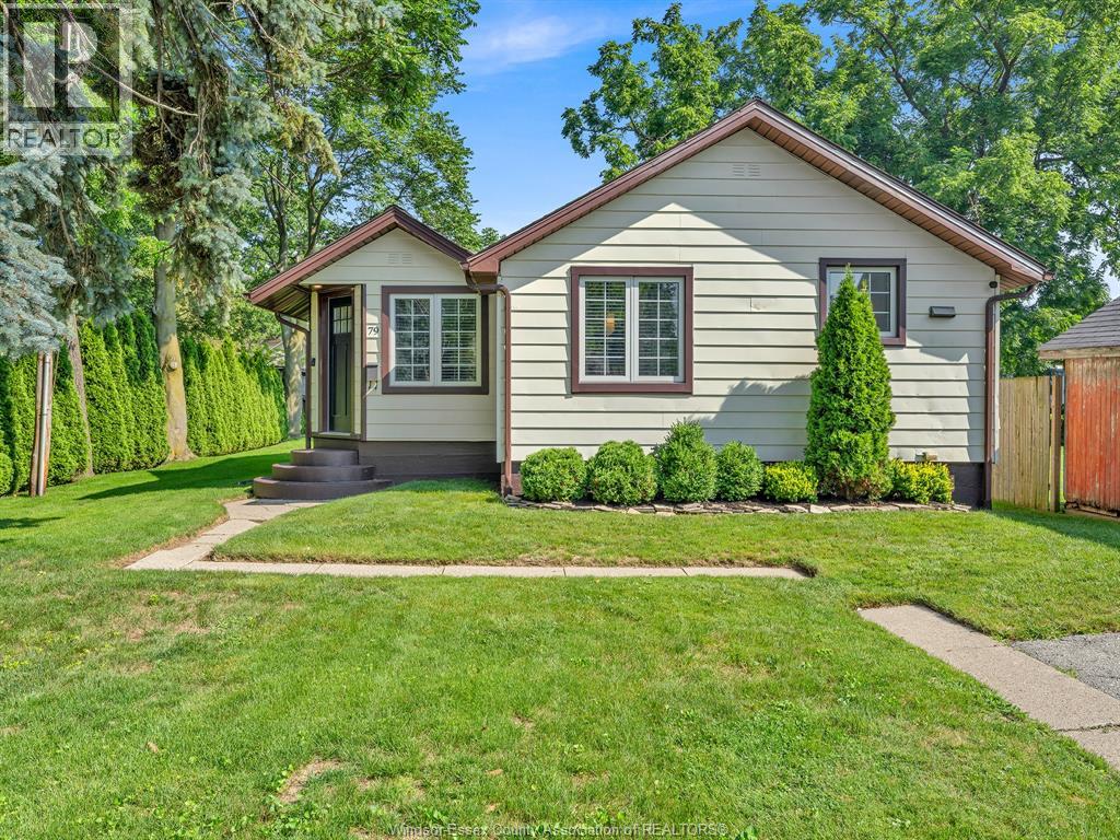 Photo 25 of 79 Marlborough Street East, Leamington ON