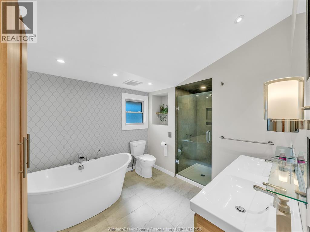 Photo 14 of 79 Marlborough Street East, Leamington ON