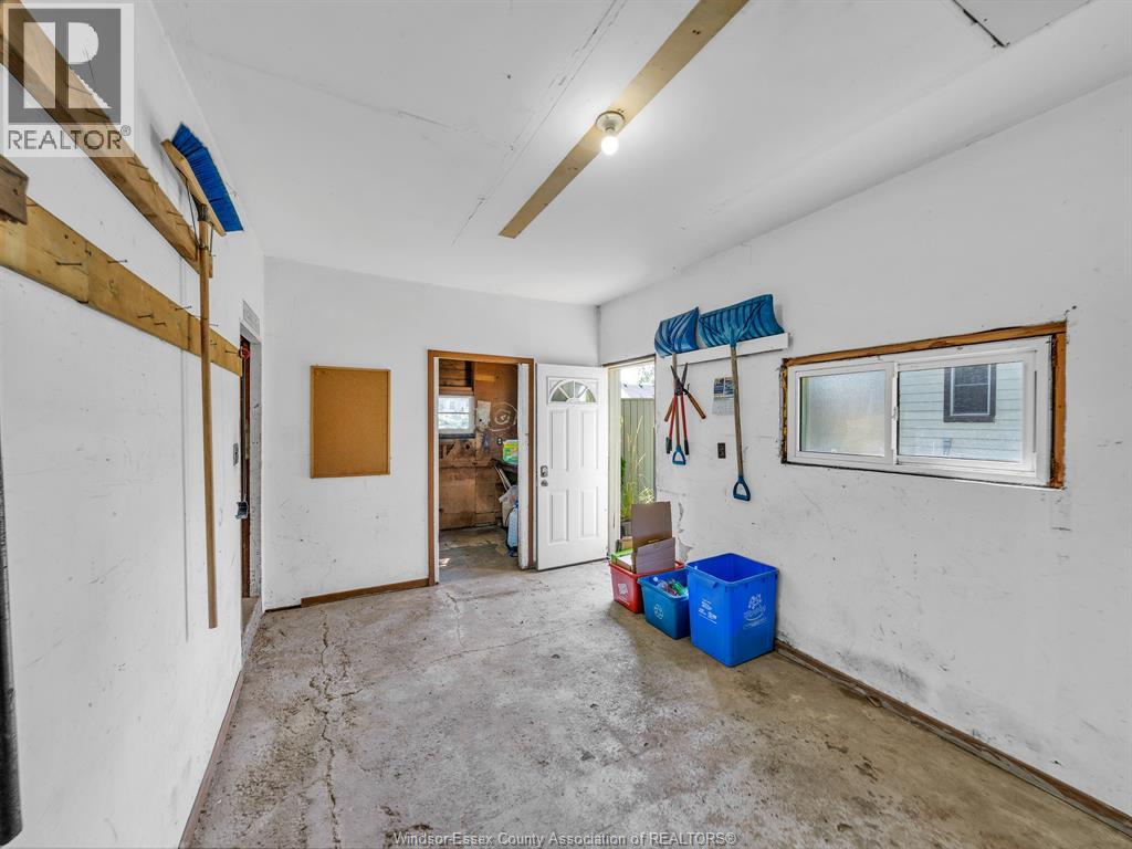 Photo 32 of 79 Marlborough Street East, Leamington ON