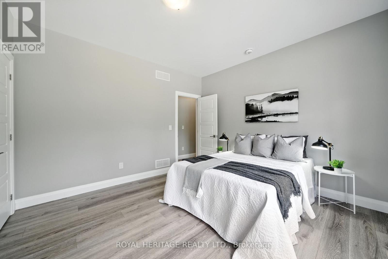 Photo 24 of 827 Dingman Road, Cramahe ON