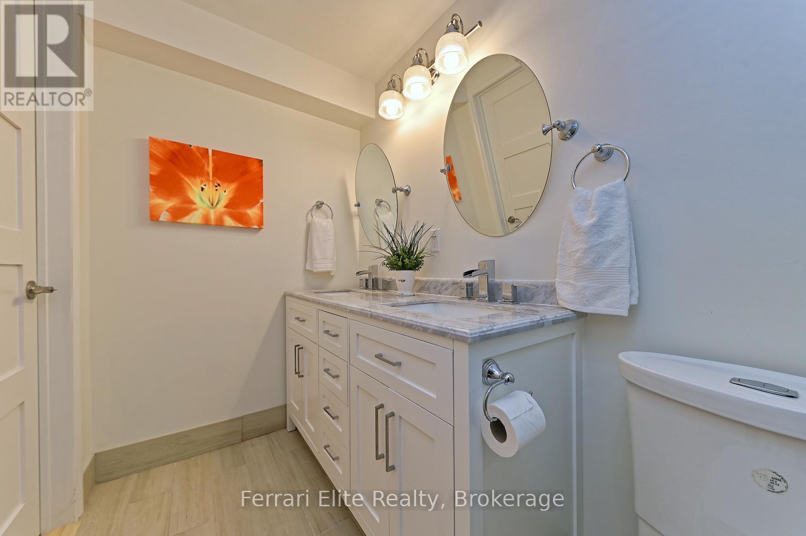 Photo 33 of 16 Amos Court, Markham ON