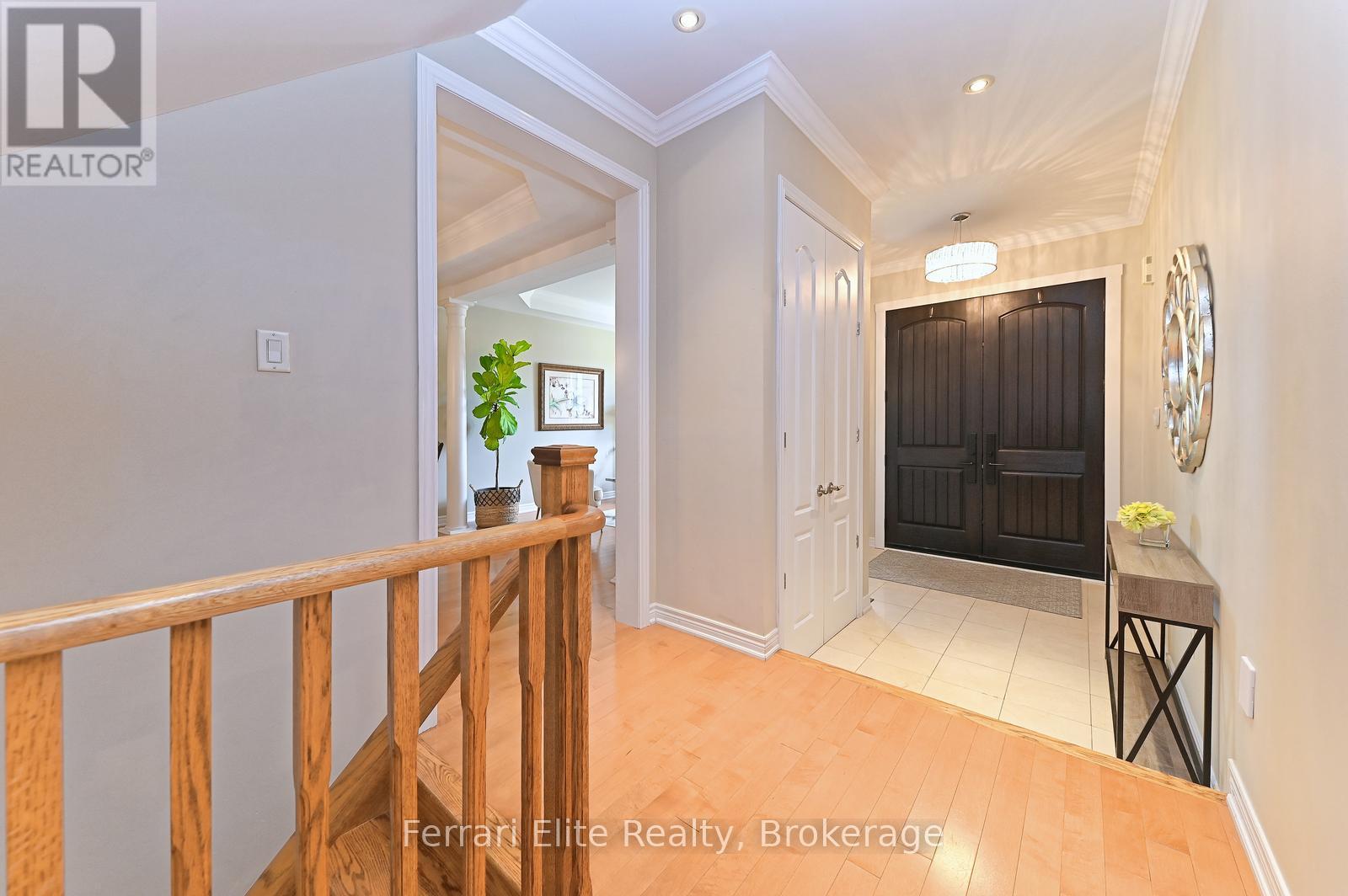 Photo 32 of 16 Amos Court, Markham ON