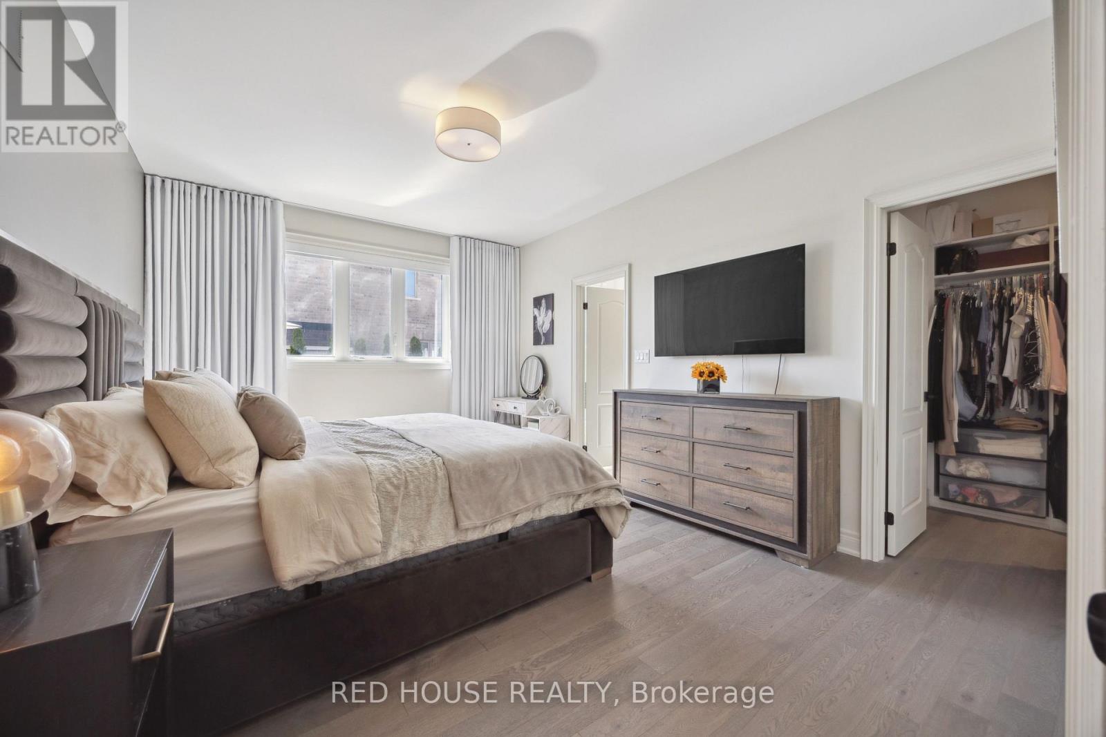 Photo 14 of 74 Mcdonnell Crescent, Bradford West Gwillimbury ON