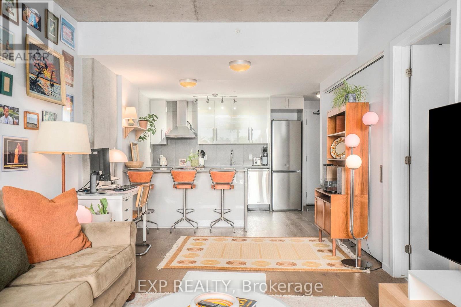 Photo 12 of 206 1000 Wellington Street W, Ottawa ON