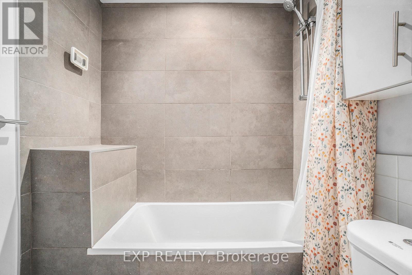 Photo 19 of 206 1000 Wellington Street W, Ottawa ON