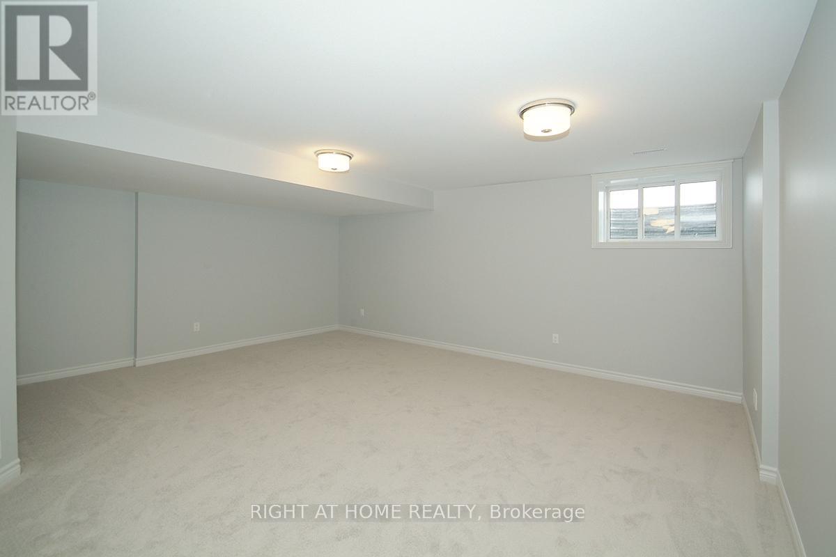 Photo 15 of 205 Finsbury Avenue, Ottawa ON