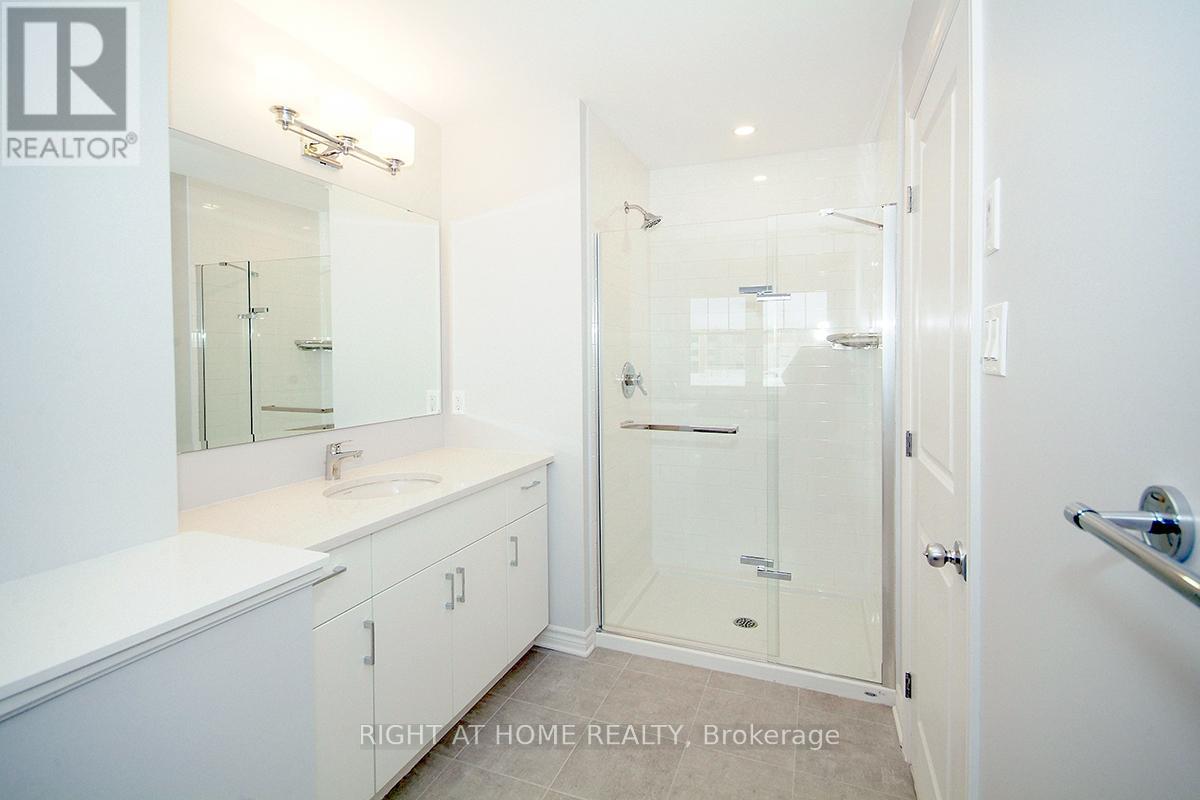 Photo 11 of 205 Finsbury Avenue, Ottawa ON