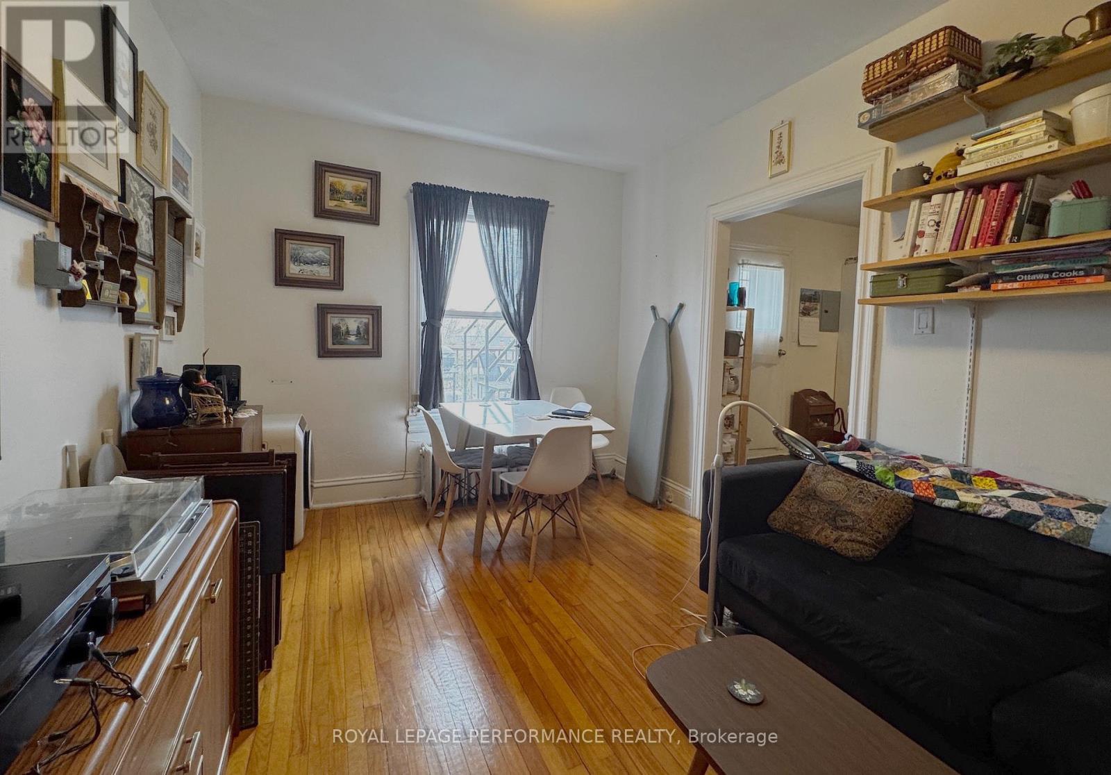 Photo 23 of 53 Spruce Street, Ottawa ON