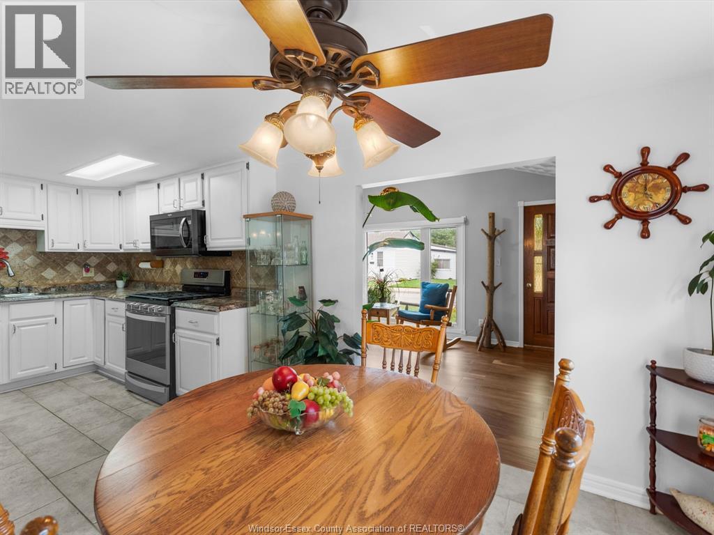 Photo 13 of 291 Murray, Amherstburg ON