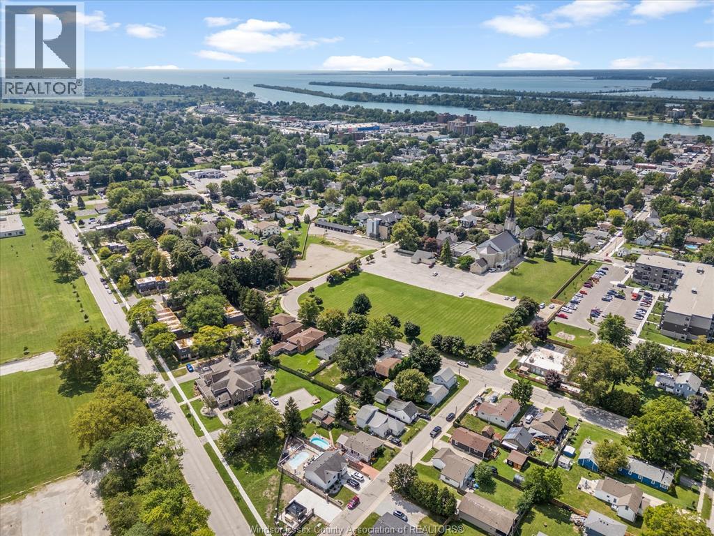 Photo 43 of 291 Murray, Amherstburg ON