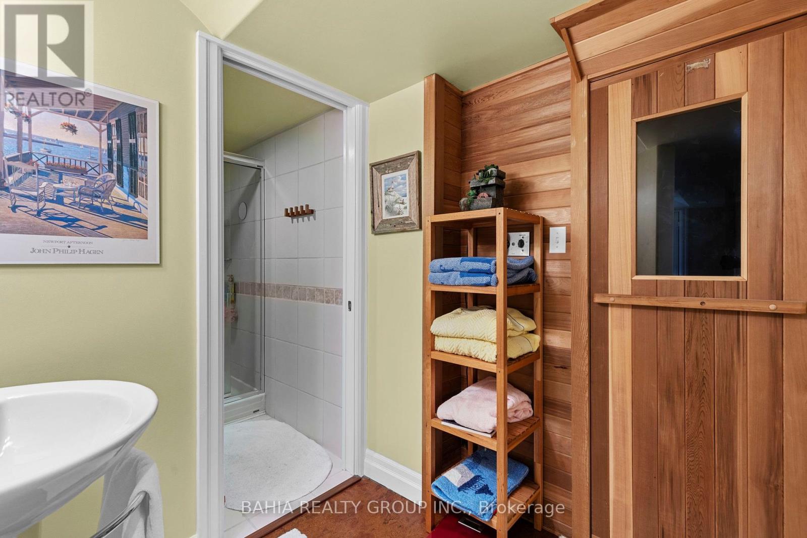 Photo 29 of 2 Tanis Crescent, Toronto ON