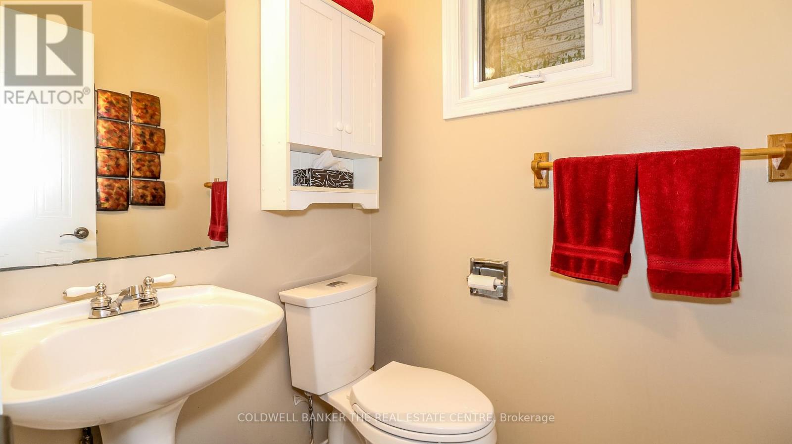Photo 27 of 12 Gordon Court, Barrie ON