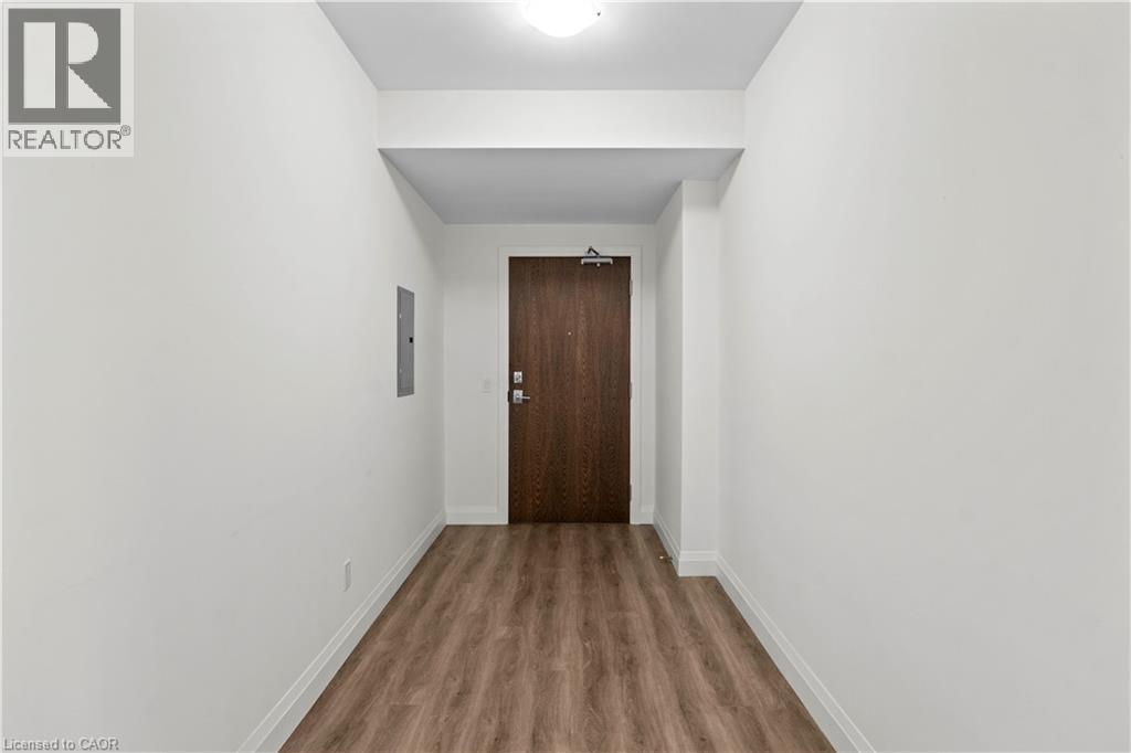 Photo 11 of 30 Hamilton Street S Unit 703, Waterdown ON