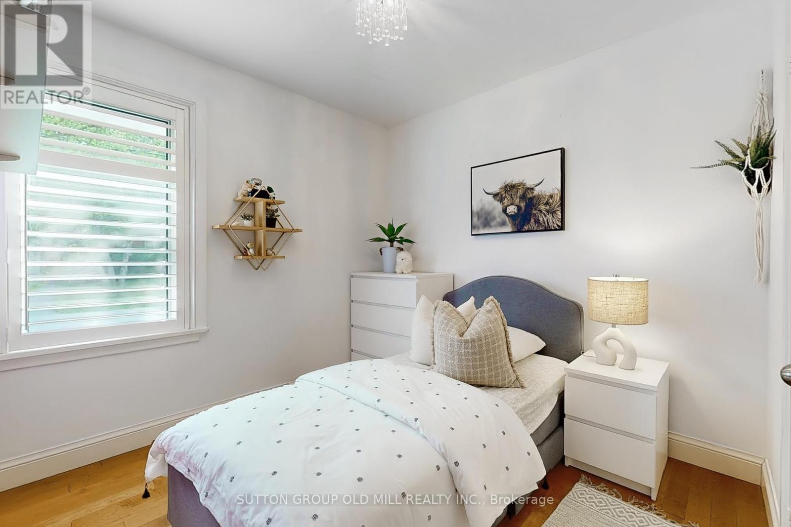 Photo 17 of 83 Allanbrooke Drive, Toronto ON