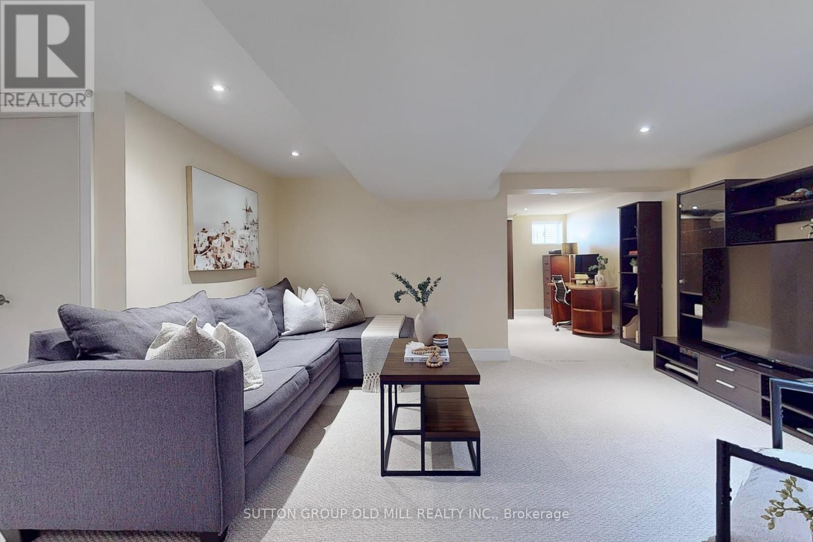 Photo 19 of 83 Allanbrooke Drive, Toronto ON