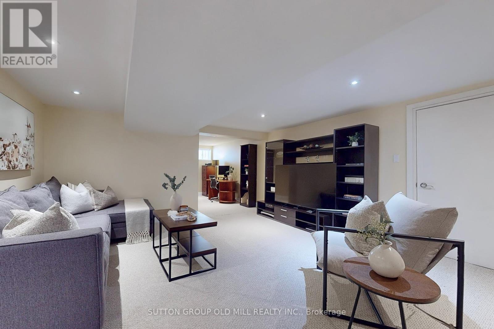Photo 21 of 83 Allanbrooke Drive, Toronto ON