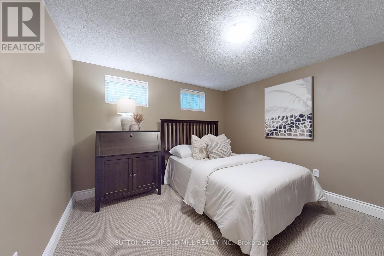 Photo 27 of 83 Allanbrooke Drive, Toronto ON