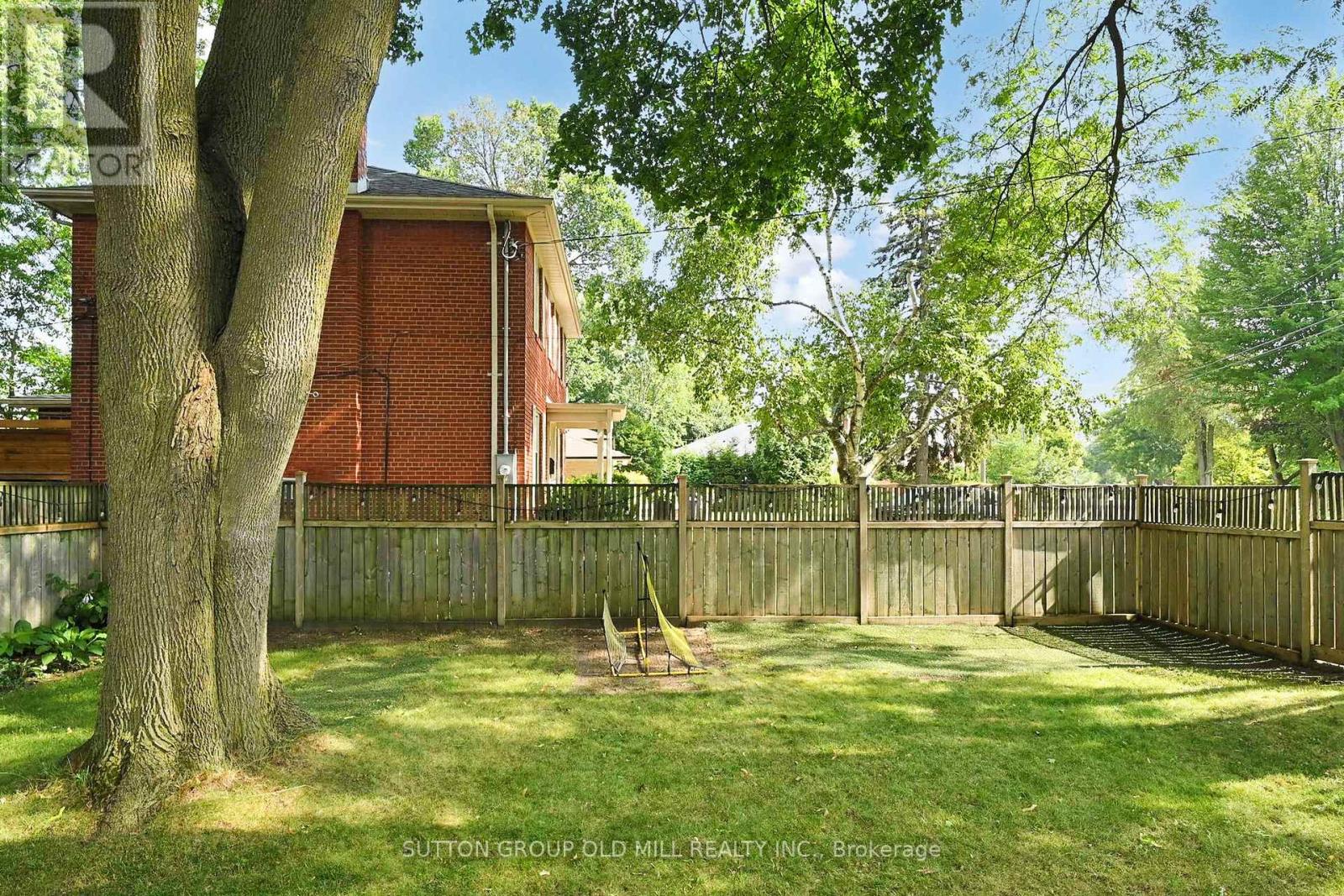 Photo 31 of 83 Allanbrooke Drive, Toronto ON