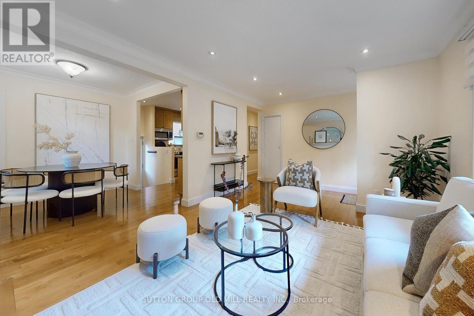 Photo 6 of 83 Allanbrooke Drive, Toronto ON
