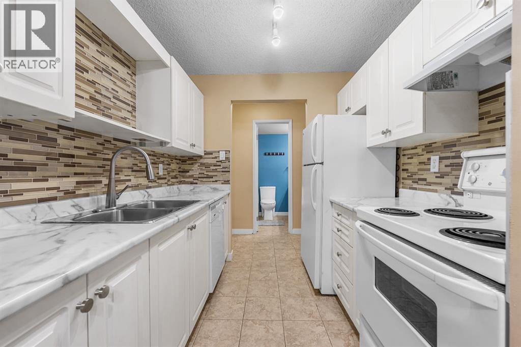 Single Family House for Sale in   McHugh Court NE Mayland Heights Calgary 