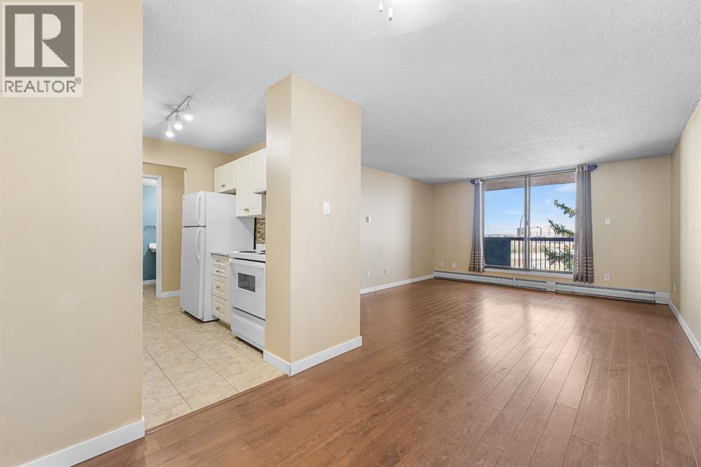 Single Family House for Sale in   McHugh Court NE Mayland Heights Calgary 