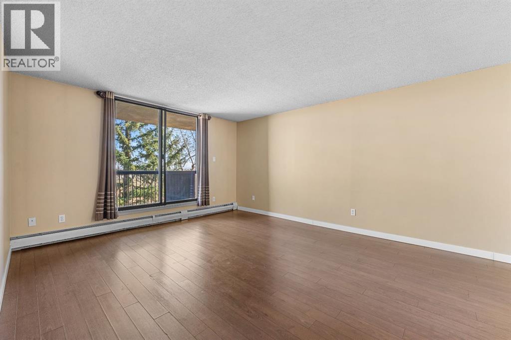 Single Family House for Sale in   McHugh Court NE Mayland Heights Calgary 