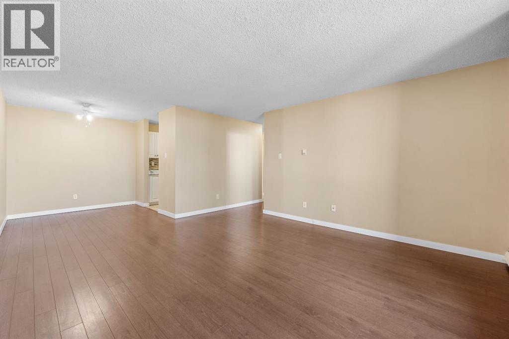 Single Family House for Sale in   McHugh Court NE Mayland Heights Calgary 