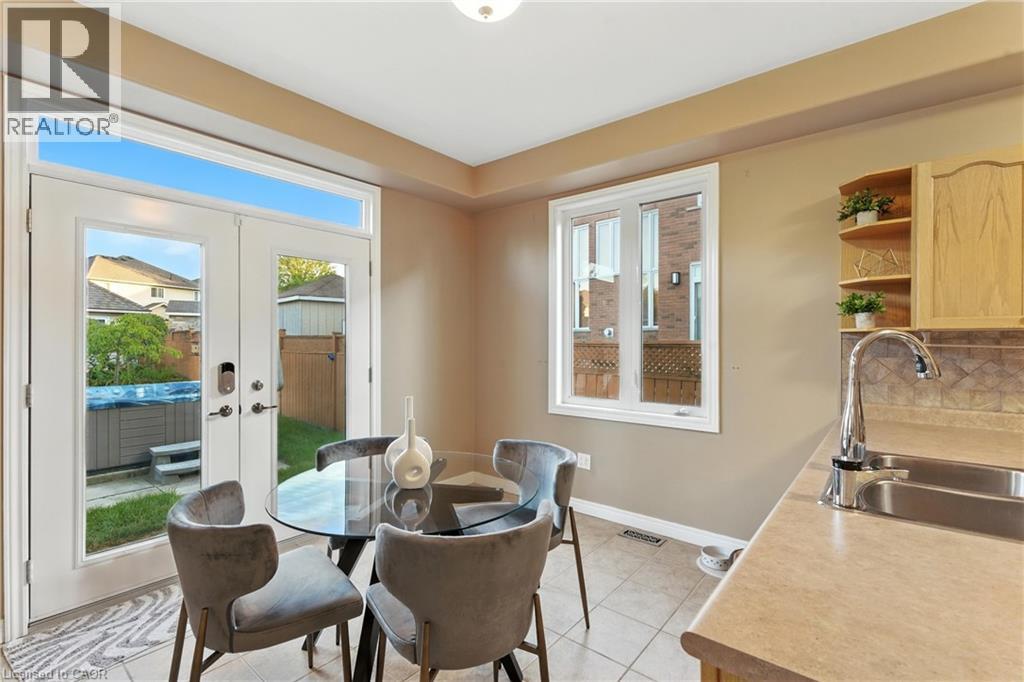 Photo 2 of 114 Armour Crescent, Hamilton ON