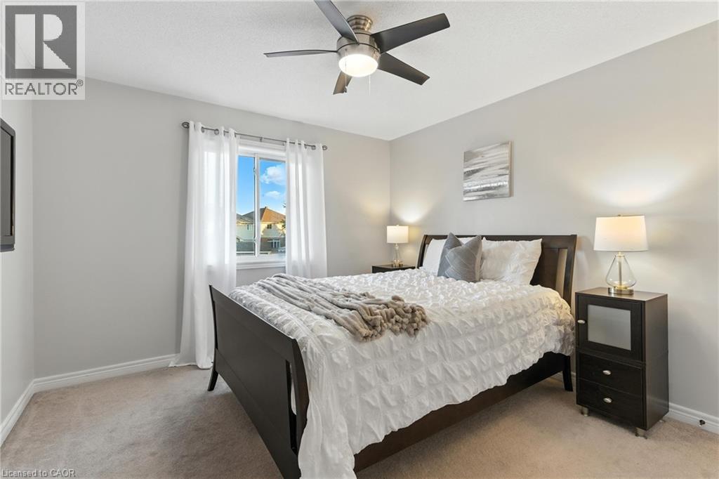Photo 40 of 114 Armour Crescent, Hamilton ON