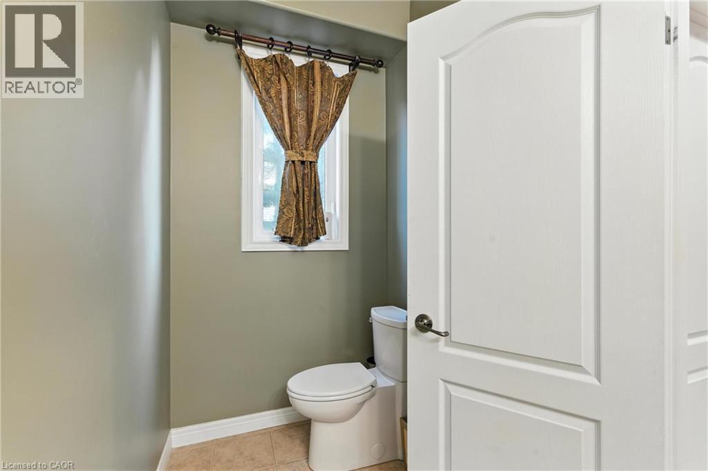 Photo 3 of 114 Armour Crescent, Hamilton ON