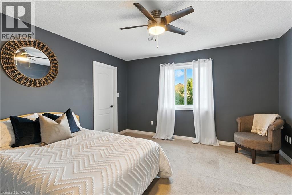 Photo 10 of 114 Armour Crescent, Hamilton ON