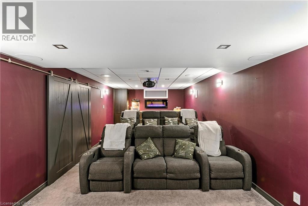 Photo 13 of 114 Armour Crescent, Hamilton ON