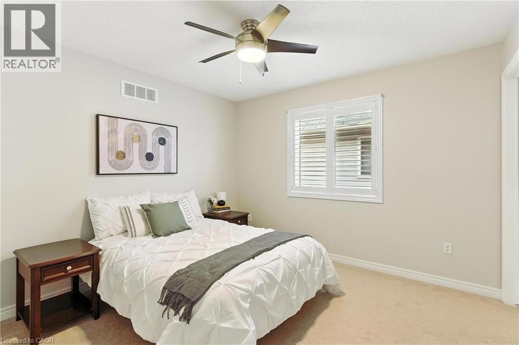 Photo 16 of 114 Armour Crescent, Hamilton ON