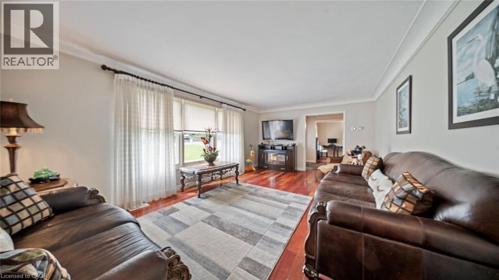 Photo 8 of 15 Evergreen Hill Road, Simcoe ON