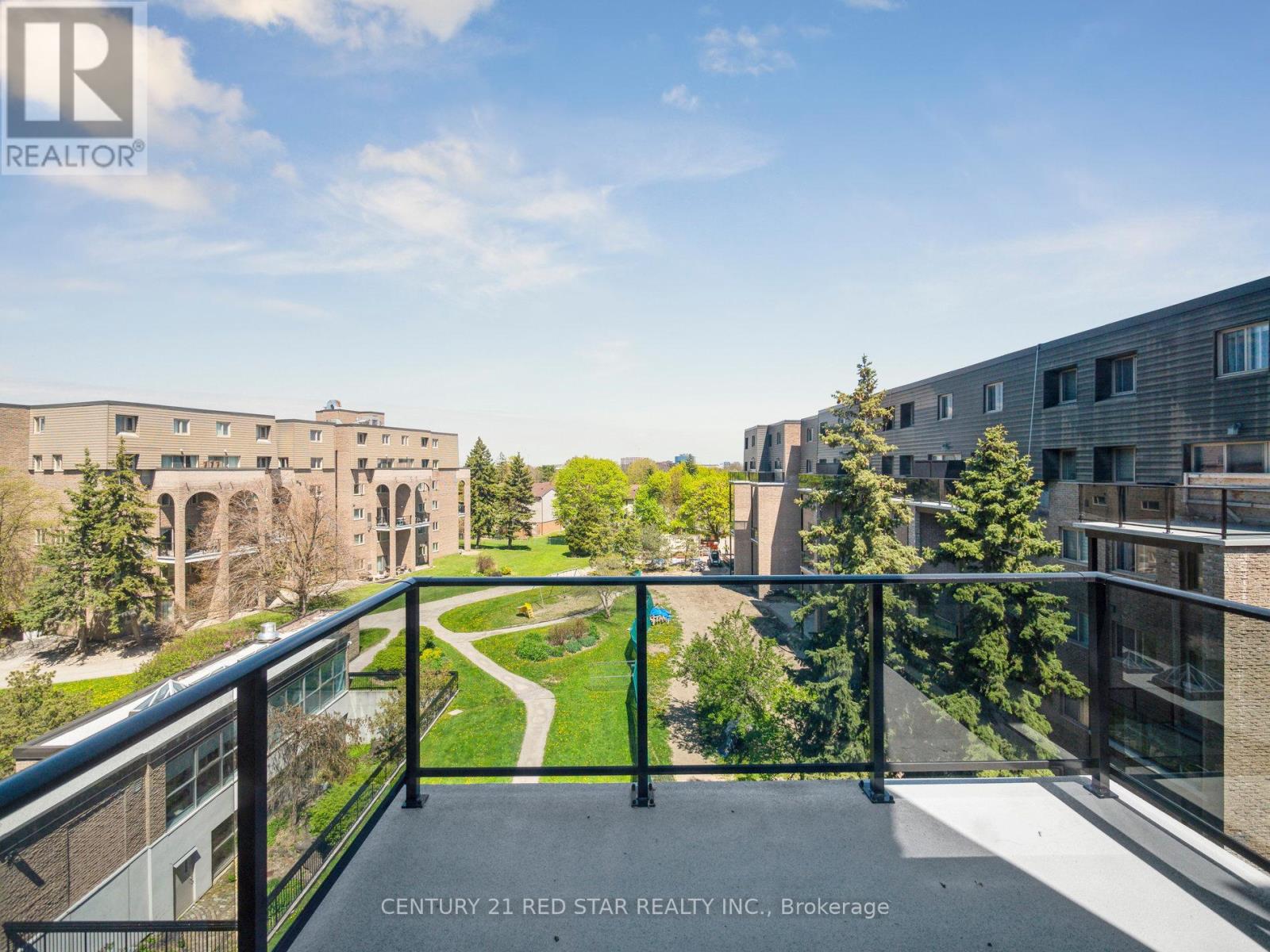 Photo 3 of 332 4001 Don Mills Road, Toronto ON