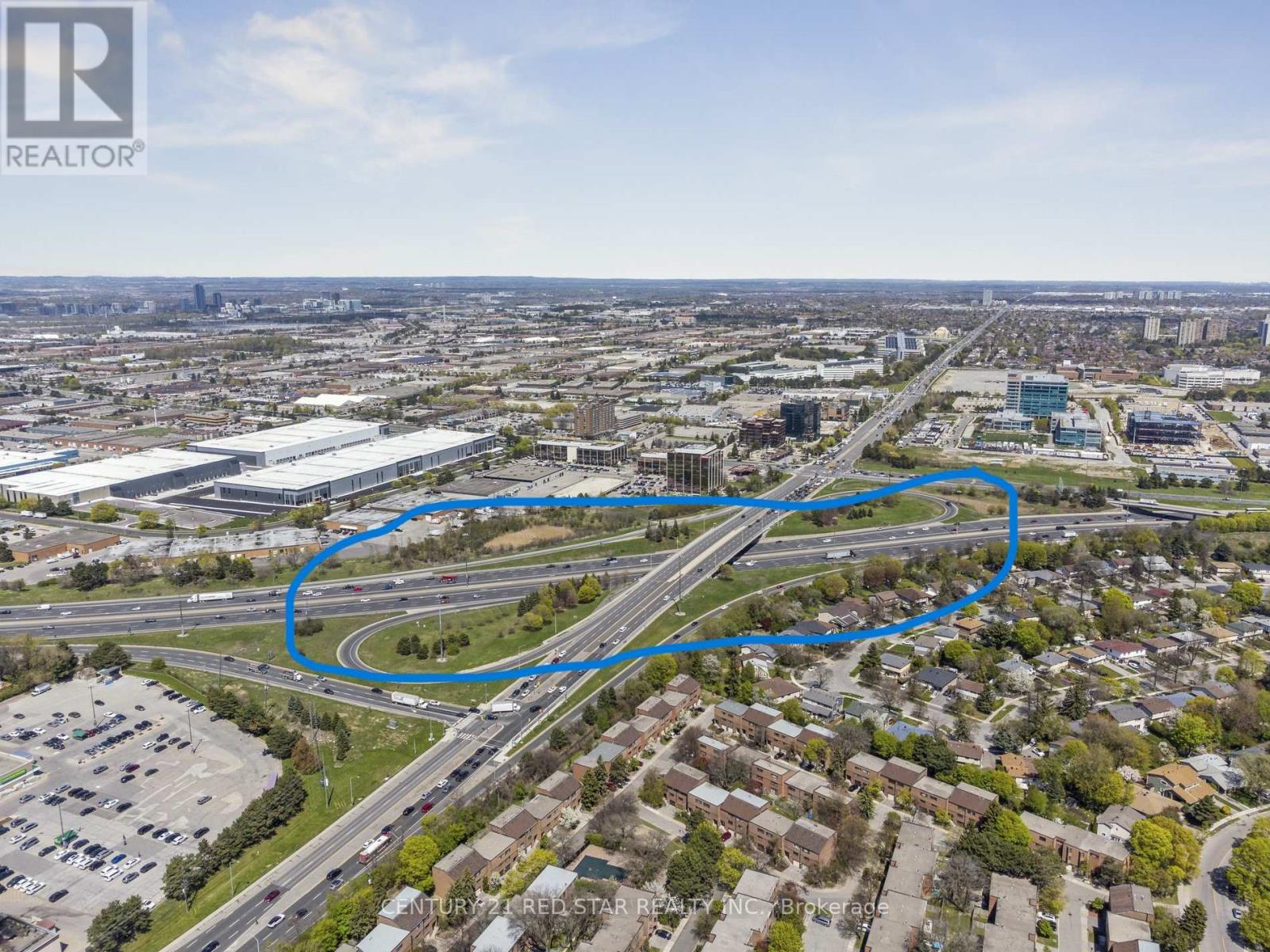 Photo 9 of 332 4001 Don Mills Road, Toronto ON