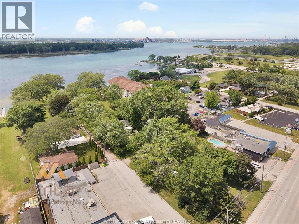 Photo 18 of 40 Adams Lane Unit 410, Lasalle ON